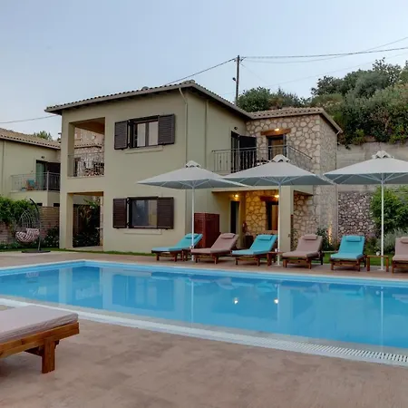 On The Clouds Villa Apolpaina