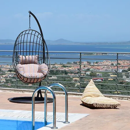 On The Clouds Apolpaina