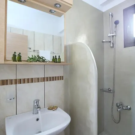 On The Clouds Apolpaina