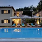 Villa On The Clouds Apolpaina
