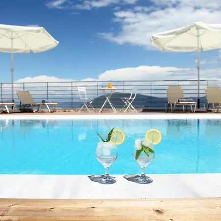 On The Clouds Apolpaina